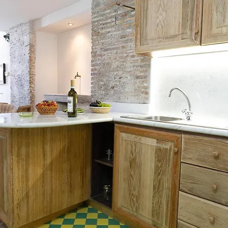 Frascati Apartment