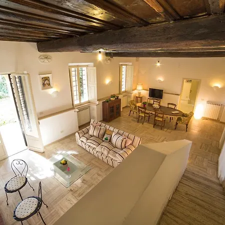 Frascati Apartment